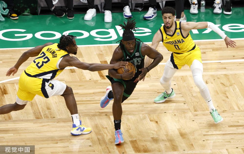 中国足球仍 中国足球仍